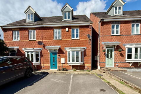 Queen Victoria Drive, Swadlincote DE11 3 bed semi