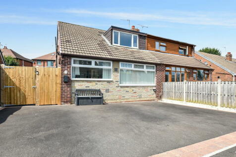 4 bedroom semi-detached house for sale