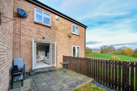 Melbeck Court, Sheffield S35 2 bed townhouse for sale