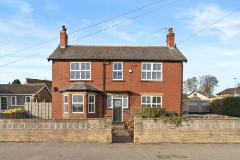 Aberford Road, Wakefield WF3 4 bed detached house for sale