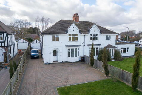 4 bedroom semi-detached house for sale
