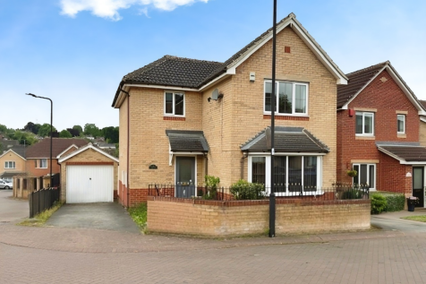 3 bedroom detached house for sale