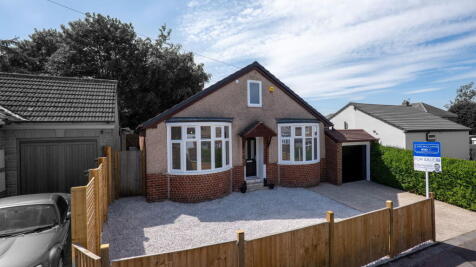 3 bedroom detached bungalow for sale