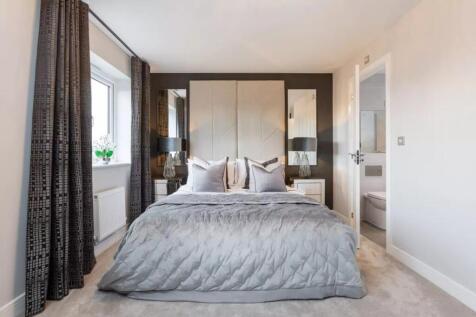Woodmansey Mile, Beverley  HU17 4 bed semi