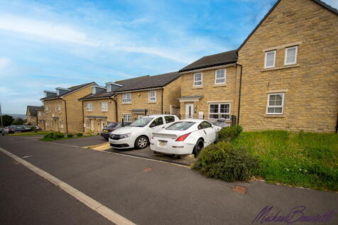 Rambling Walk, Bradford BD14 3 bed semi