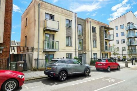 Granby Way, Plymouth PL1 1 bed apartment for sale