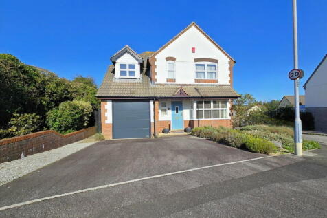 Smiths Way, Saltash PL12 4 bed detached house for sale