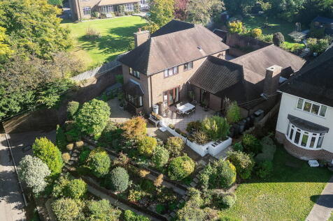 Old Castle Road, Salisbury SP1 4 bed detached house for sale