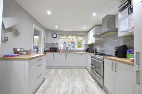 Beckford Road, Gloucester GL4 4 bed detached house for sale
