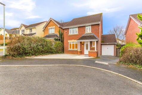 Foxglove Close, Barnstaple EX32 4 bed detached house for sale