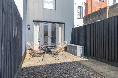 Fairview Road, Cheltenham GL52 1 bed flat for sale