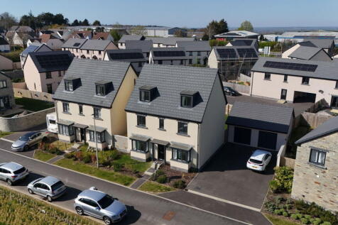 Okehampton EX20 5 bed detached house for sale