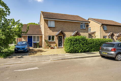 Monks Way, Chippenham SN15 3 bed terraced house for sale