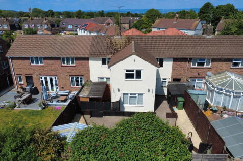 Hawthorn Crescent, Bristol BS35 4 bed terraced house for sale