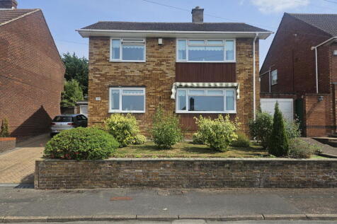 Rissington Road, Gloucester GL4 4 bed detached house for sale