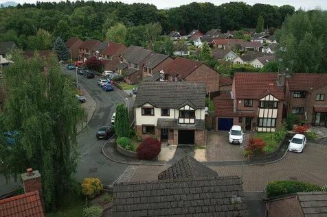 Chapel Mead, Pontypool NP4 4 bed detached house for sale