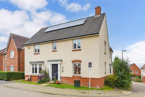 Whiteland Way, Clanfield 4 bed detached house for sale