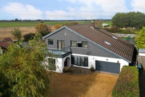 7 bedroom detached house for sale