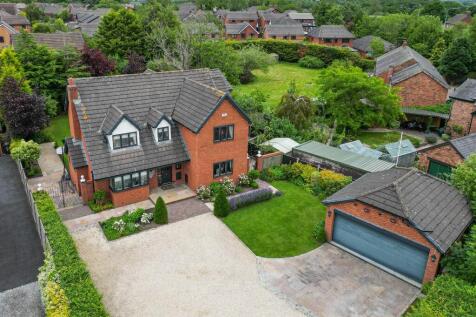 5 bedroom detached house for sale