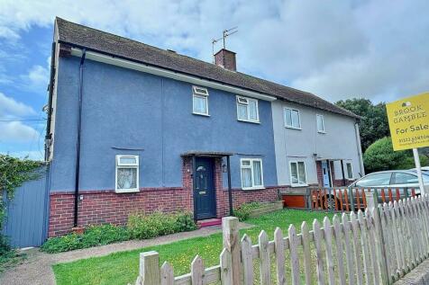 3 bedroom semi-detached house for sale