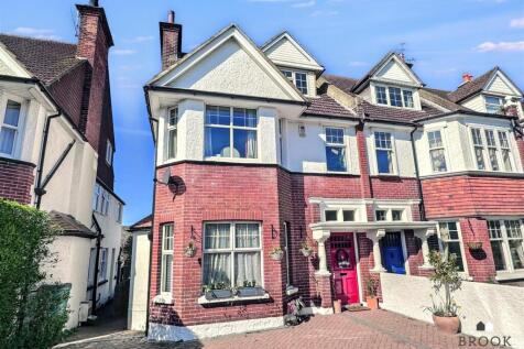 Willingdon Road, Eastbourne BN21 6 bed house for sale