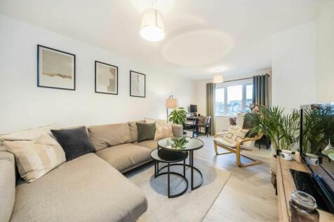 Peartree Avenue, London SW17 2 bed flat for sale