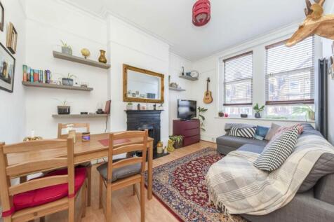 London Road, London SW17 1 bed flat for sale