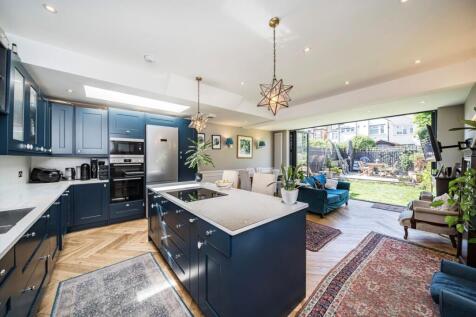 Ribblesdale Road, London SW16 2 bed flat for sale