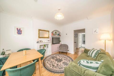 Cowick Road, London SW17 2 bed house for sale