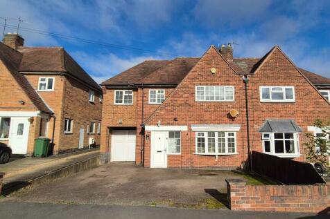 4 bedroom semi-detached house for sale