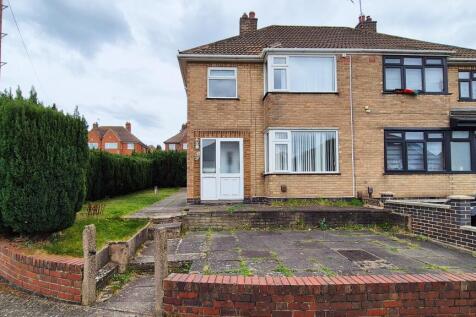 Plymouth Drive, Leicester LE5 3 bed semi