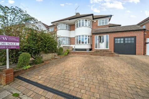 5 bedroom semi-detached house for sale