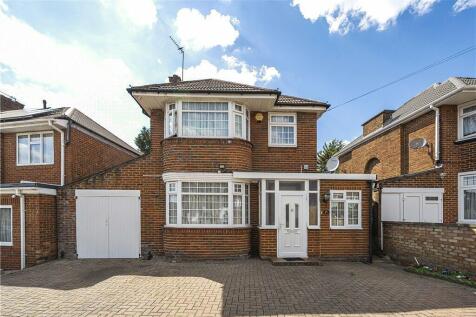 Weston Drive, Stanmore, Middlesex 3 bed detached house for sale