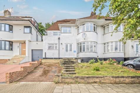 4 bedroom semi-detached house for sale