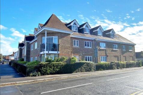 Manor Court, Staines TW18 1 bed flat for sale