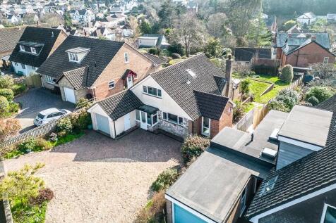 Meadow Close, Budleigh Salterton EX9 3 bed detached bungalow for sale