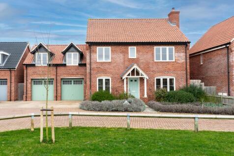 Holt 5 bed detached house for sale