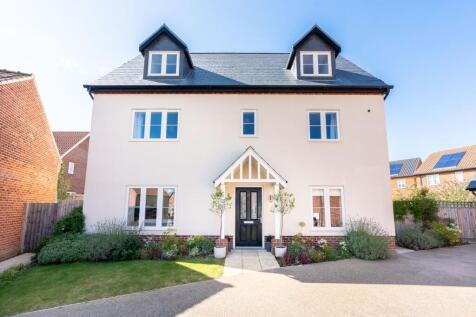 Holt 5 bed detached house for sale