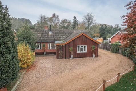 Thursford 4 bed detached bungalow for sale