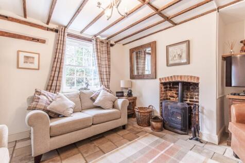 10 Burnham Road, North Creake 3 bed cottage for sale