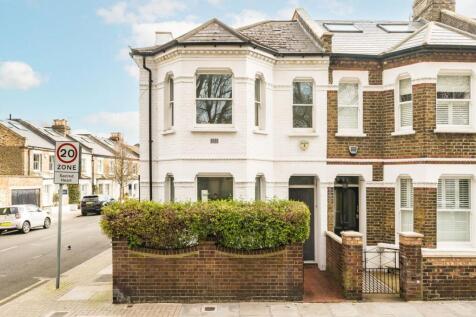 Candahar Road, London SW11 3 bed terraced house for sale