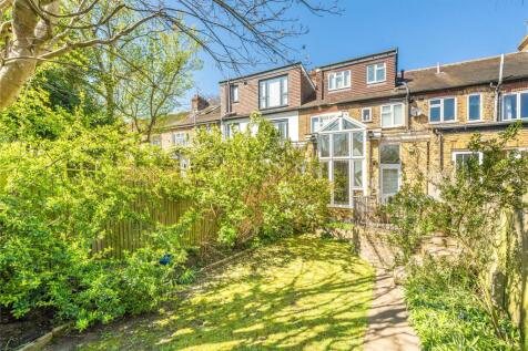 Richmond TW9 4 bed terraced house for sale