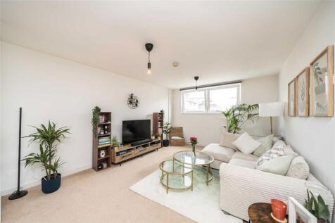 Osiers Road, London SW18 2 bed flat for sale