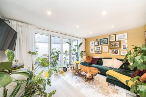 London SW6 2 bed apartment for sale
