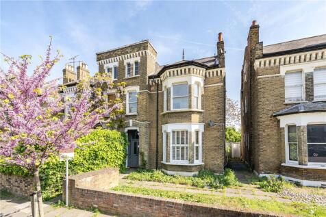 Sibella Road, London SW4 3 bed flat for sale