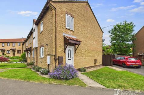 2 bedroom semi-detached house for sale