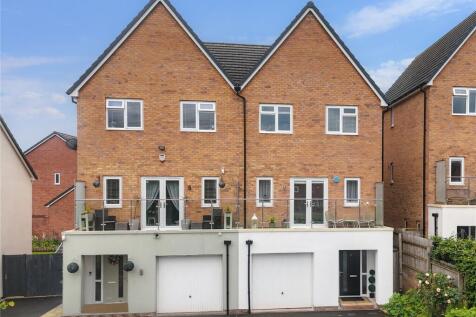 Payton Street, Cofton Hackett... 4 bed semi