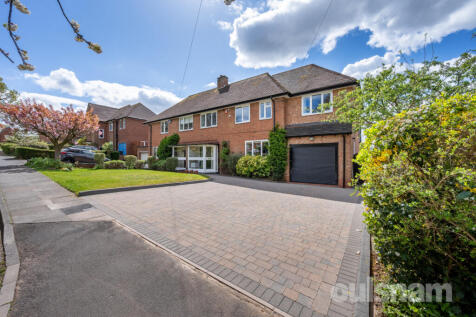 4 bedroom semi-detached house for sale