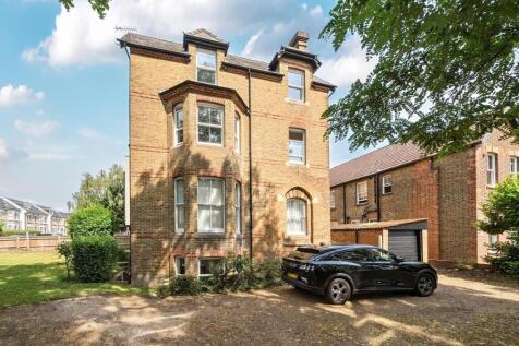 Avenue South, Surbiton KT5 2 bed flat for sale