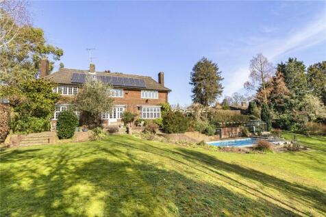 5 bedroom detached house for sale